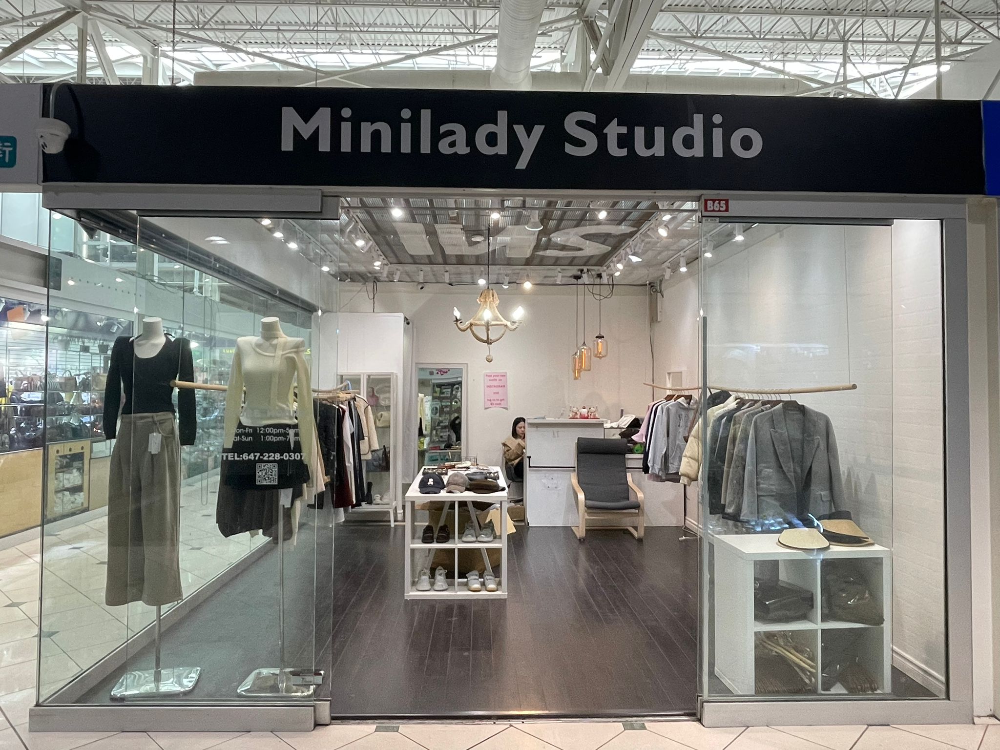MiniLady Studio