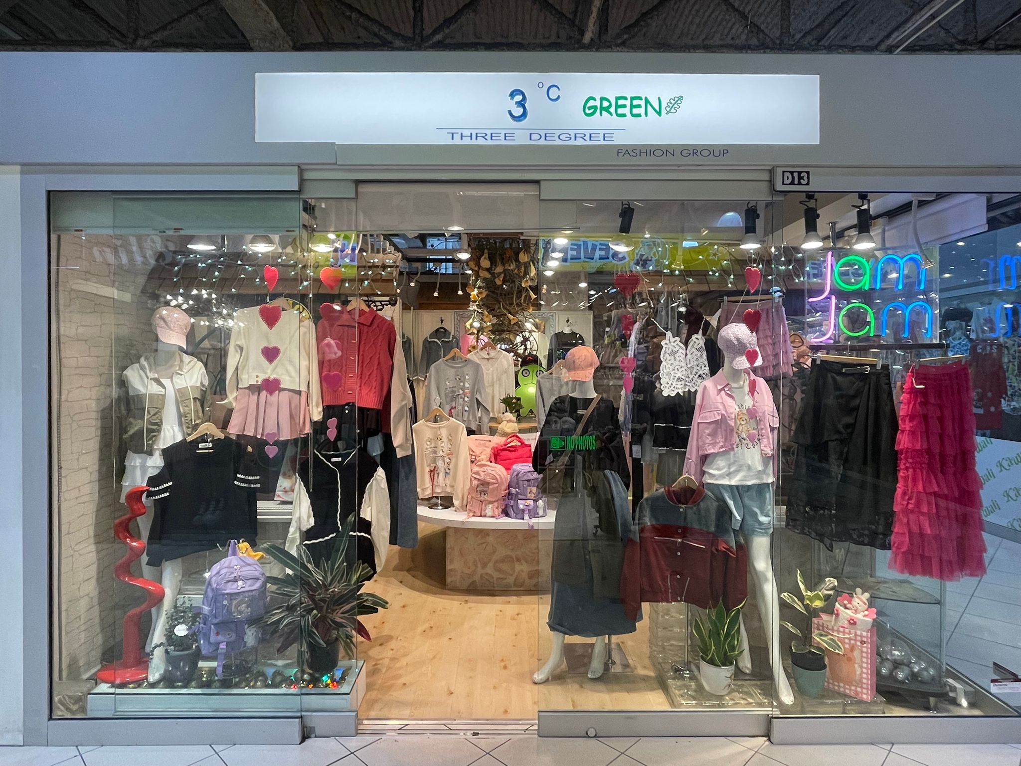 3 °C Degree Green